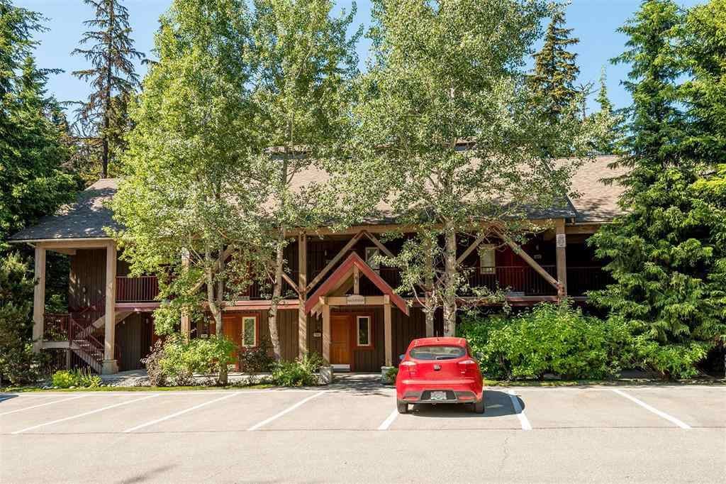 104-3070 Hillcrest Dr