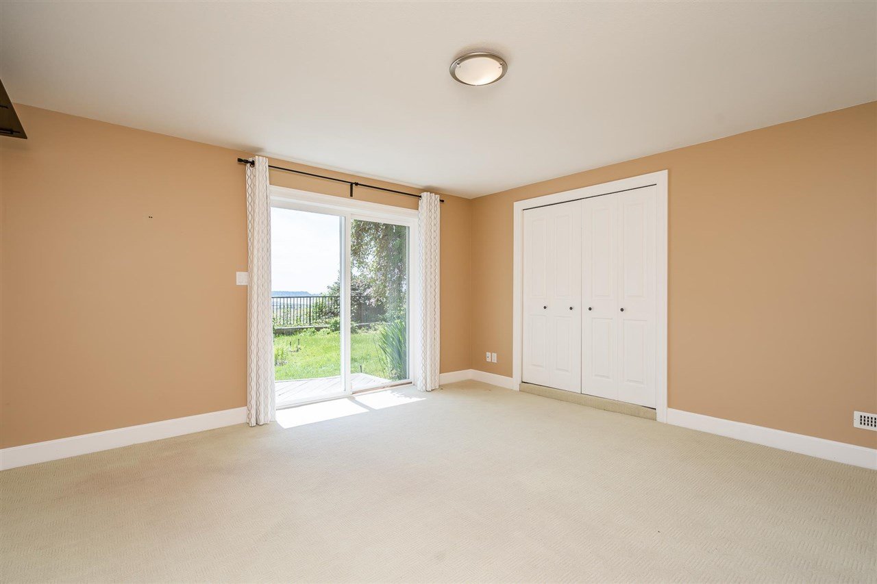13518 56 Ave