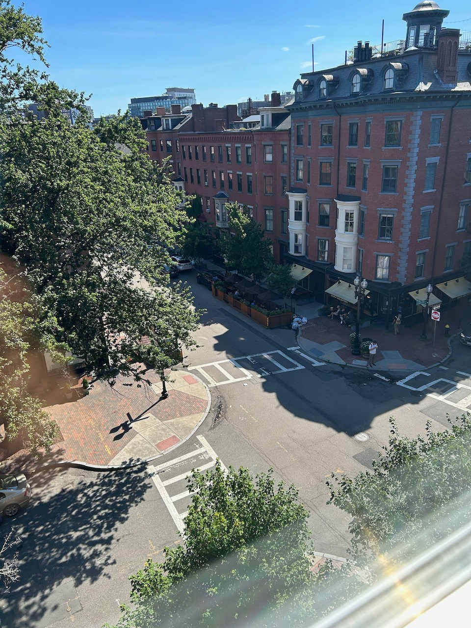 Union Park - 1.5 Bed 1 Bath with Laundry and GARAGE PARKING! September 1 
