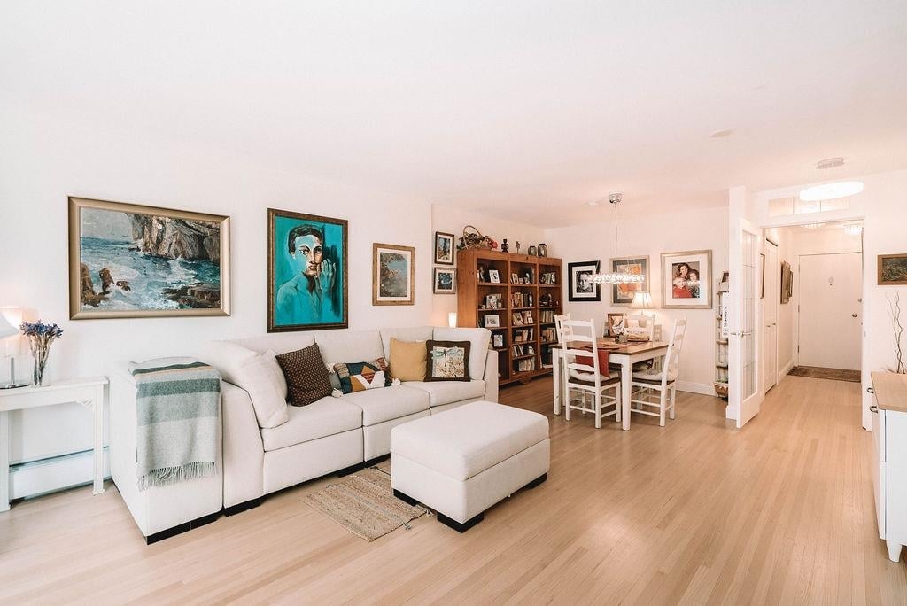 303-2409 W 43rd Ave