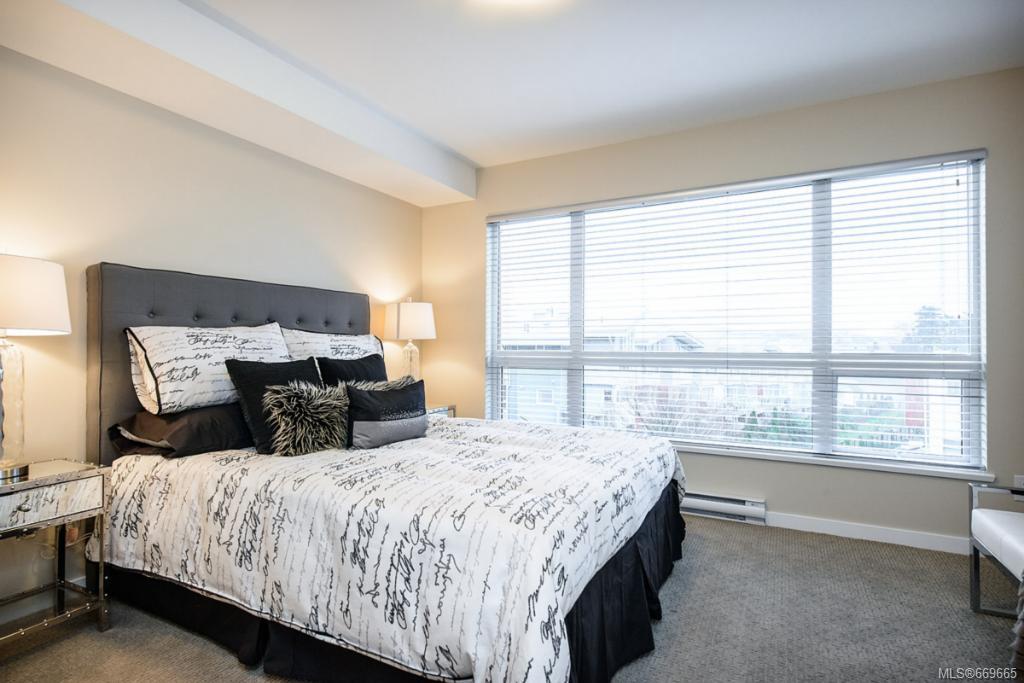 212-787 Tyee Rd