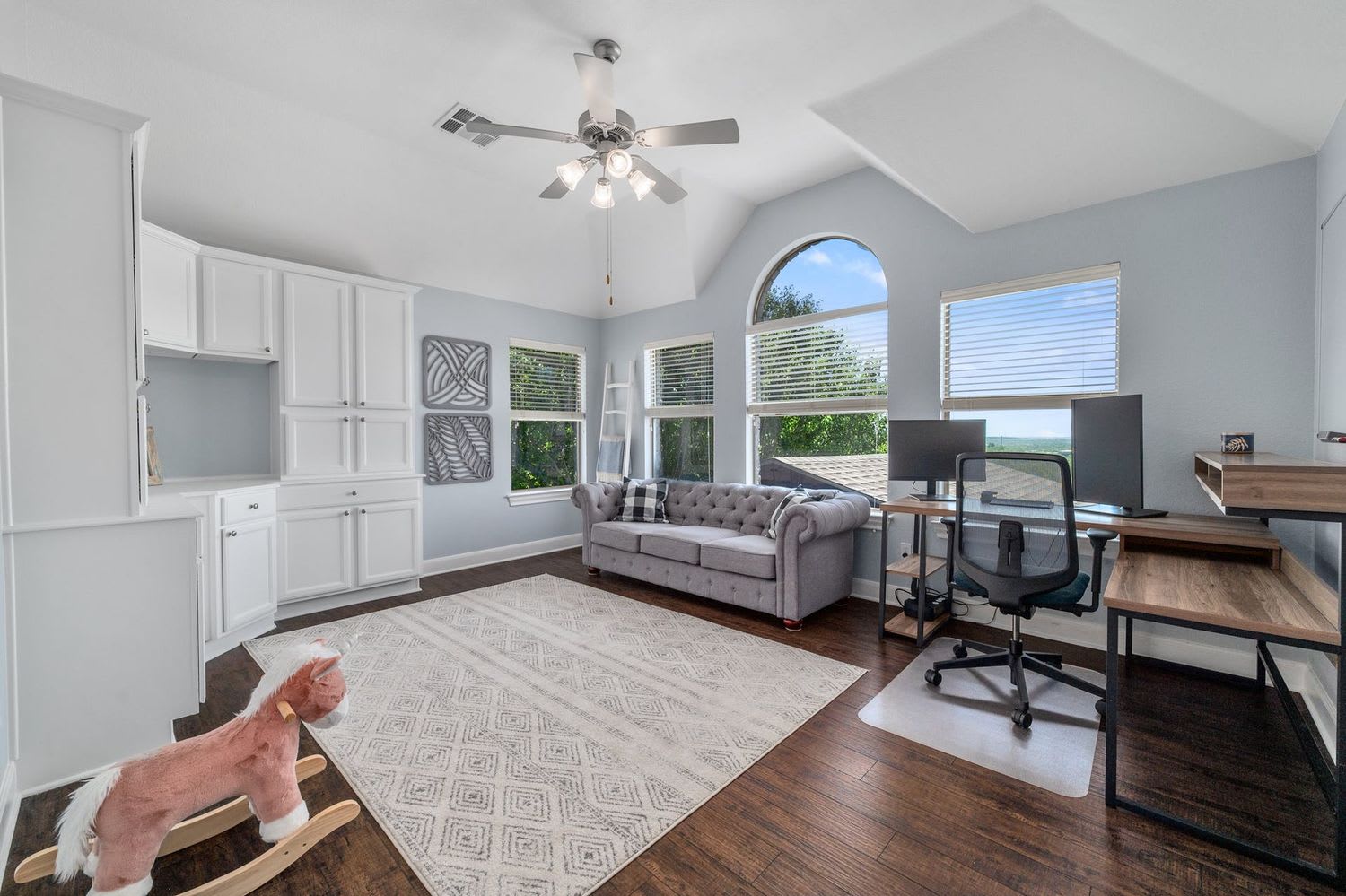 5805 Terravista Dr
