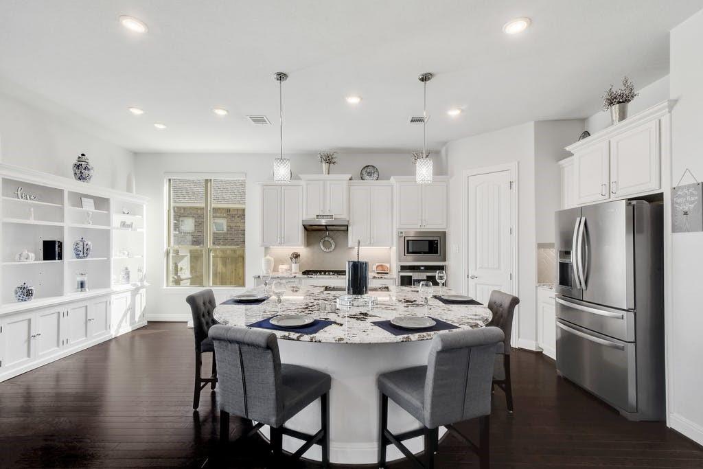 20609 Rolling Creek Rd