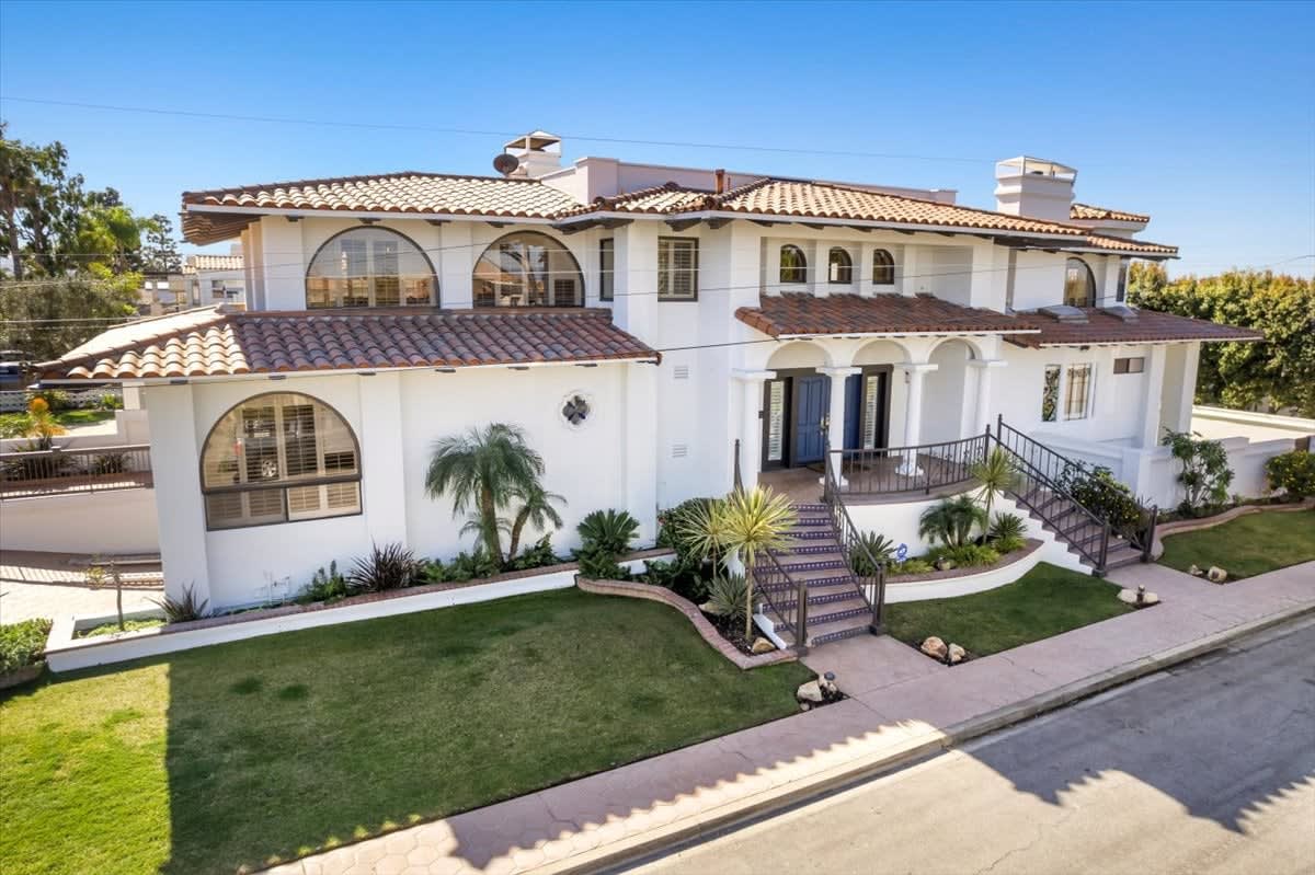 Property Spotlight - 235 N. Dianthus Street