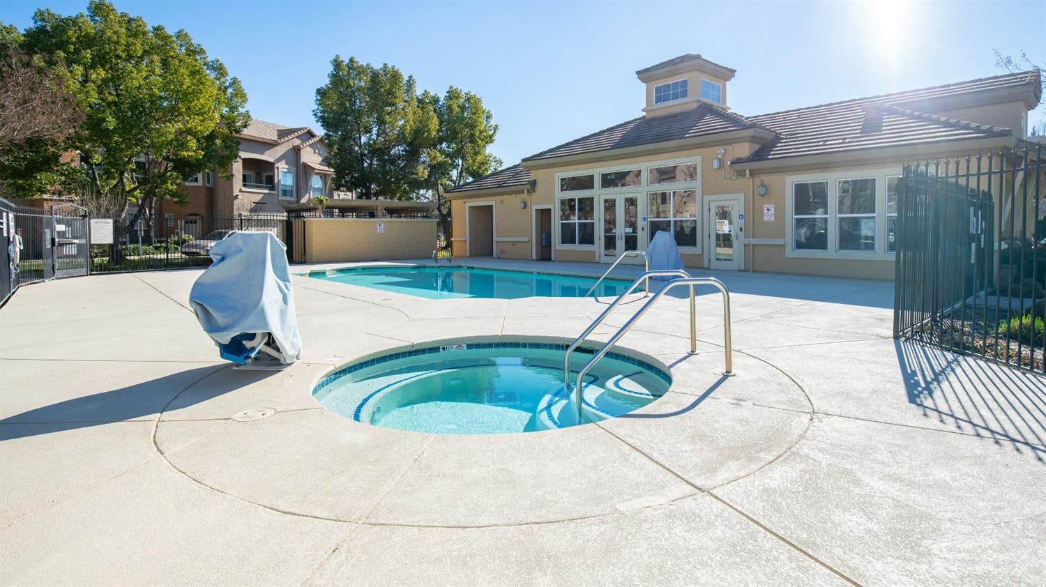 1260 Riva Dr, #7