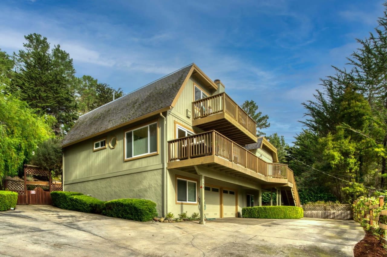 1896 Sunshine Valley Rd