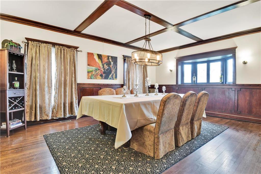 414 Gladstone Boulevard