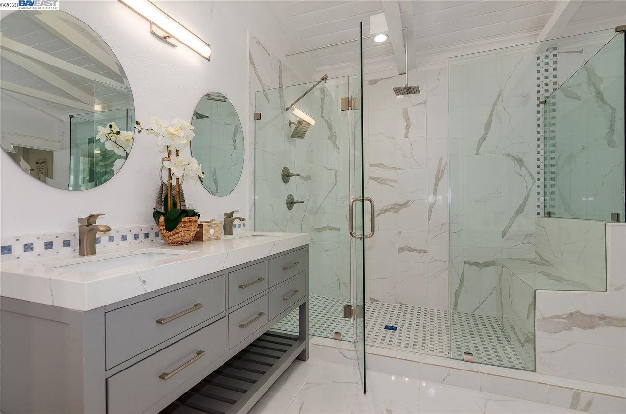 6 Saint James Ct, Orinda 