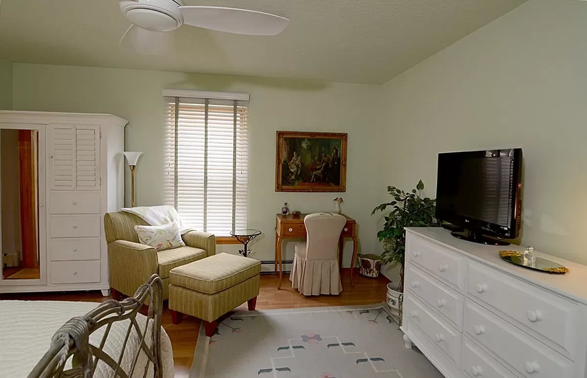 4002 Painted Pony Cir
