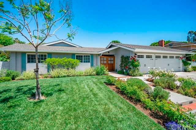 13552 Woodglen Drive
