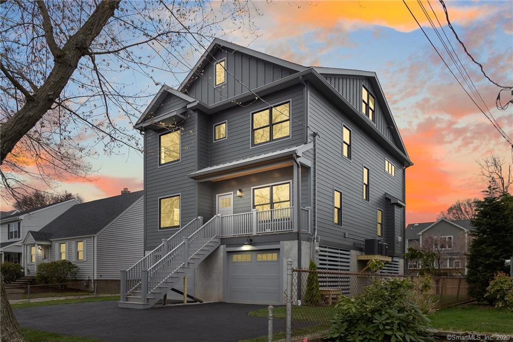 106 Charles St
