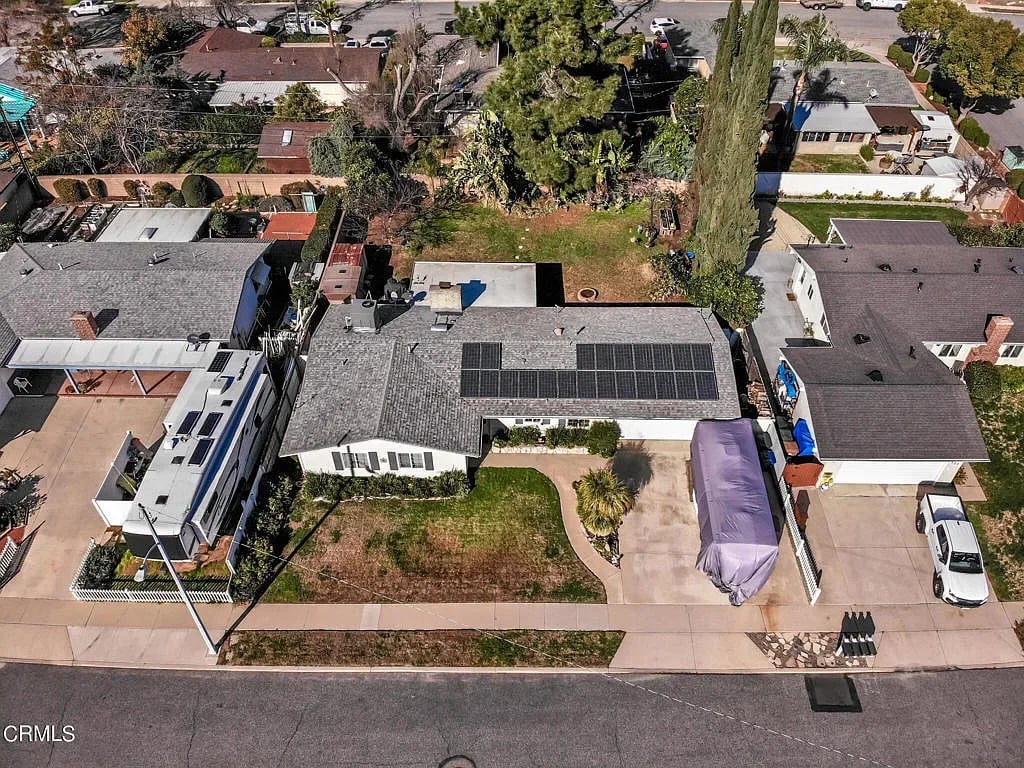 165 Oaklawn Ave