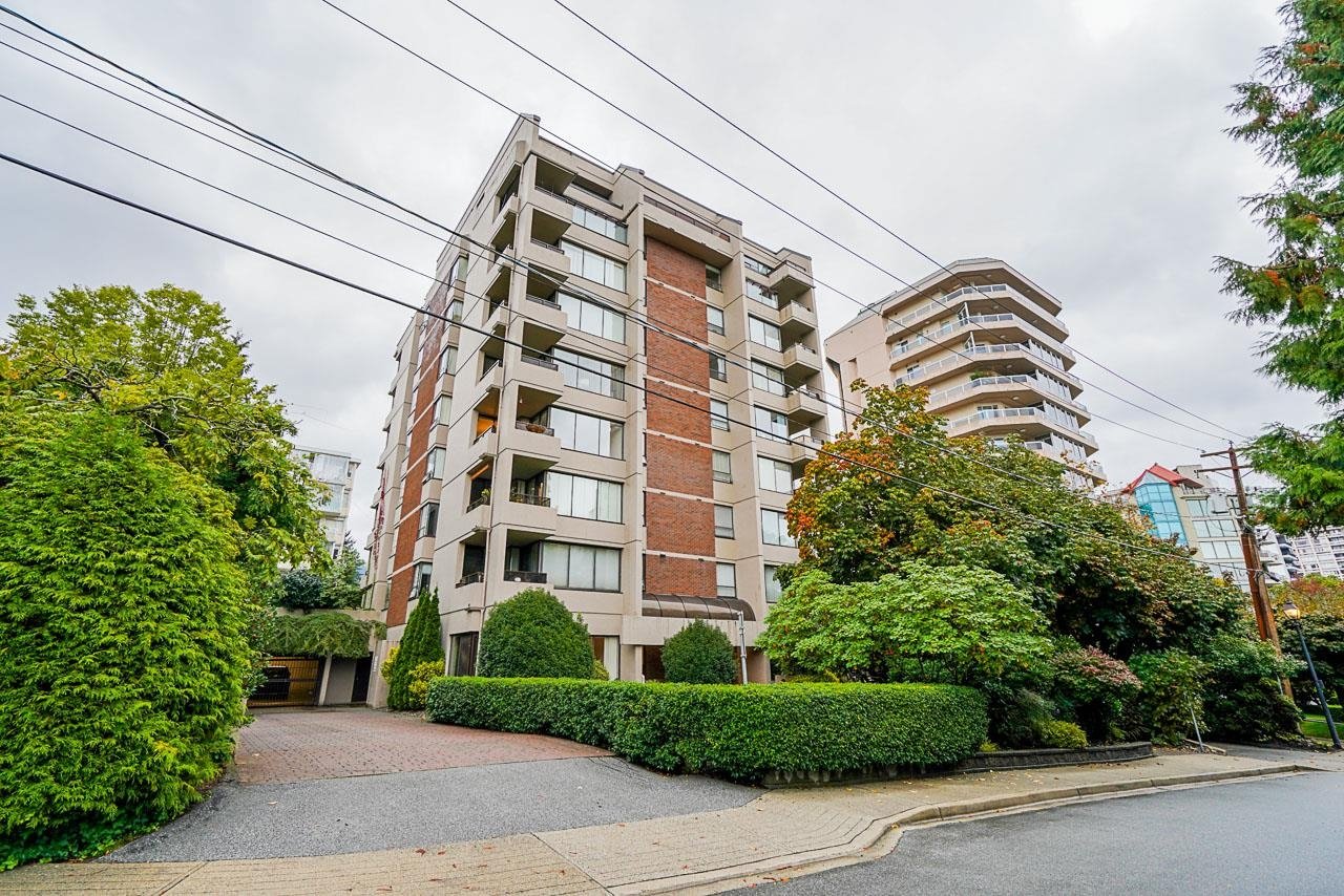 101-1737 Duchess Avenue, West Vancouver
