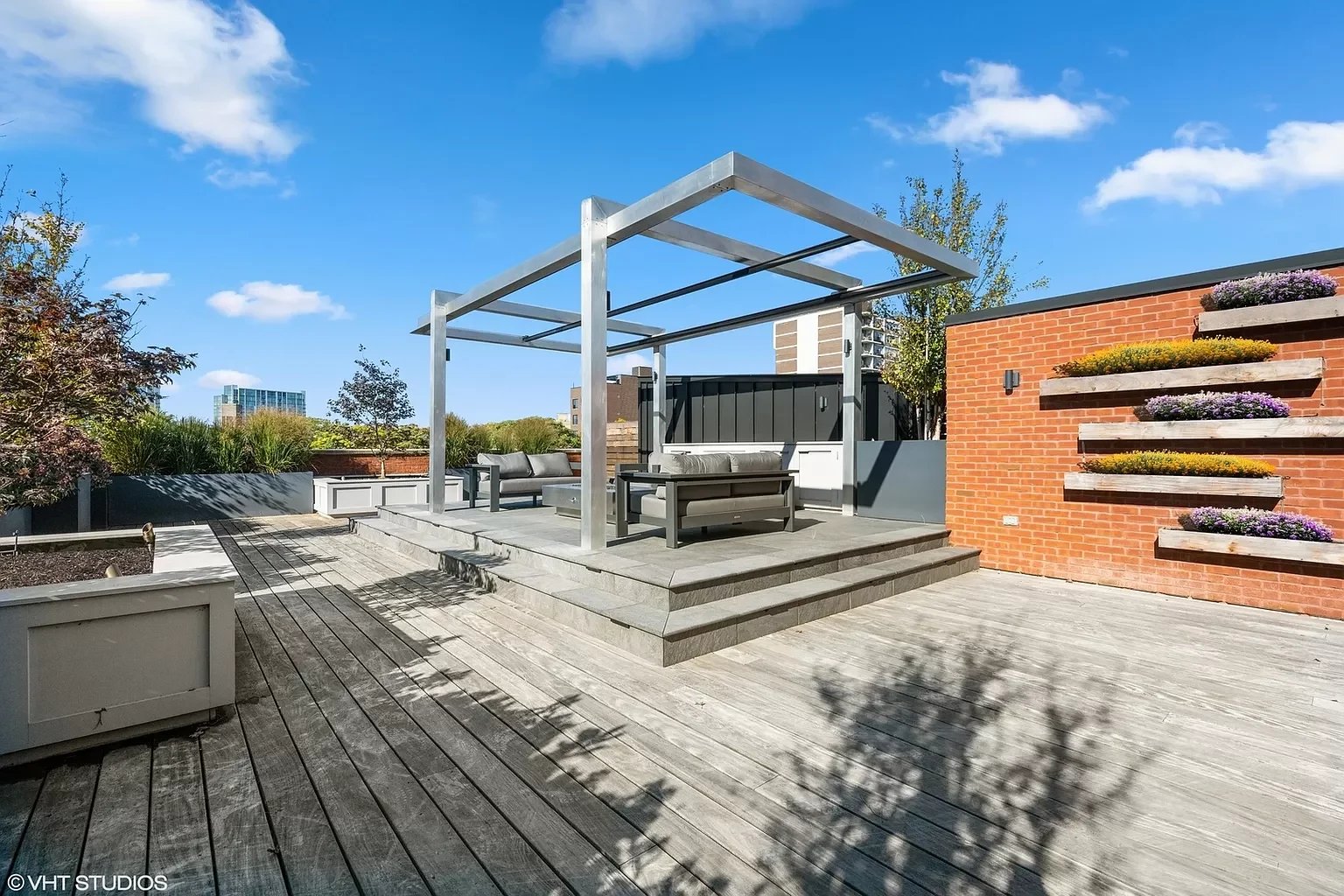 445 W Arlington, Unit 4W