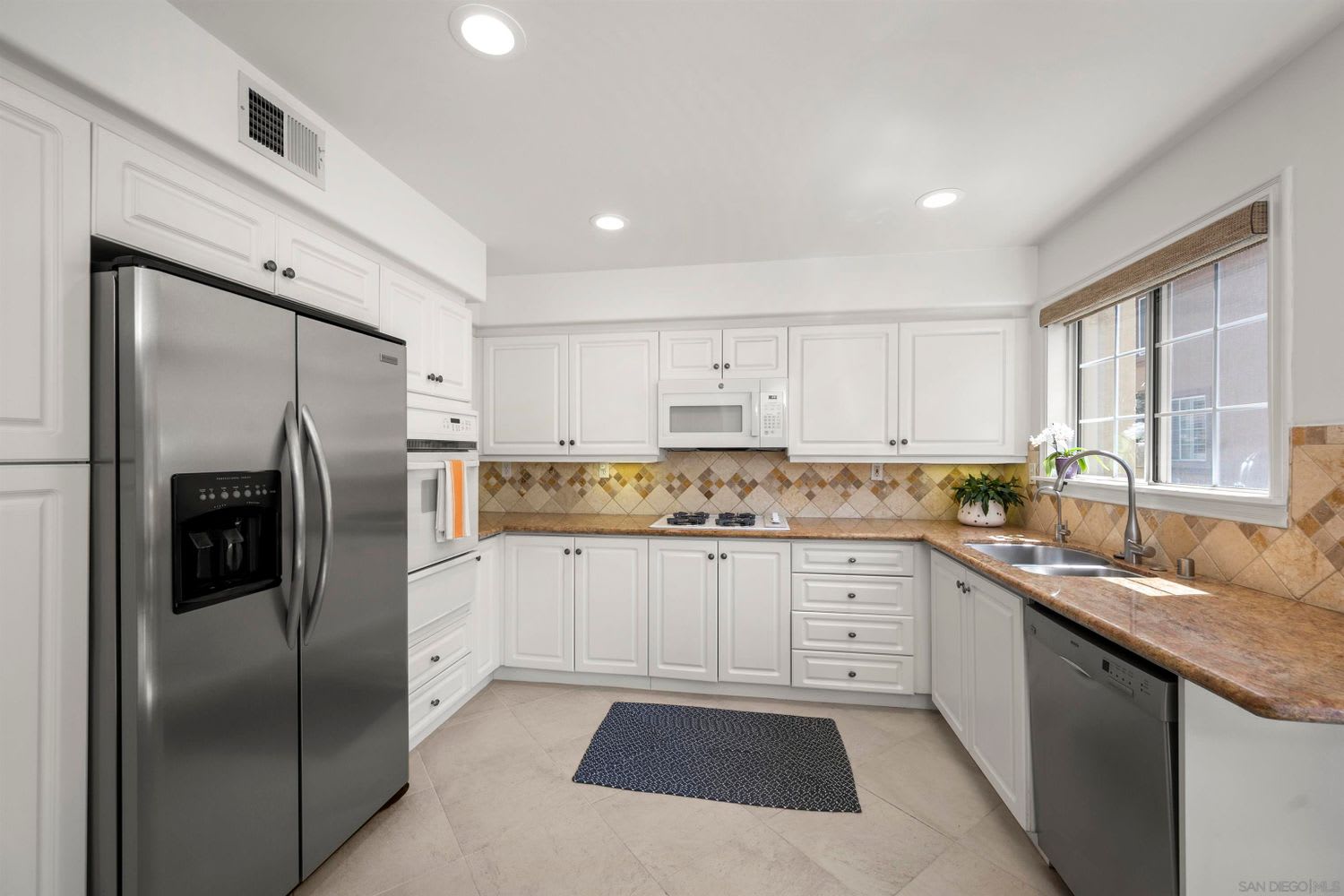 12559 El Camino Real #C