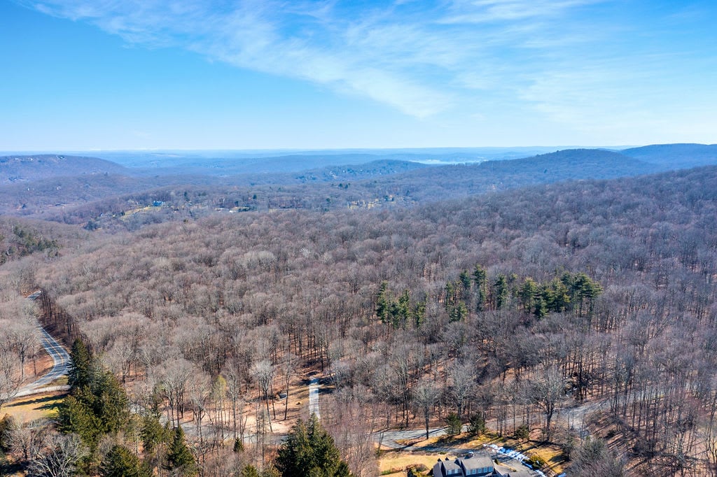 click to view > aerial video 2