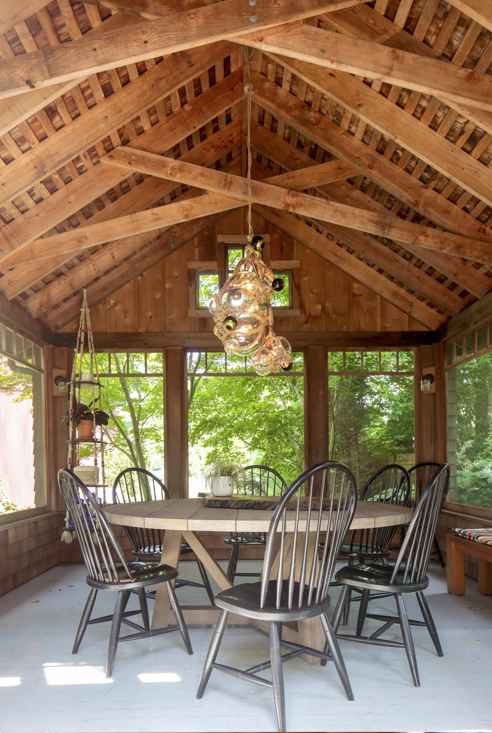 THE BELLPORT HOUSE