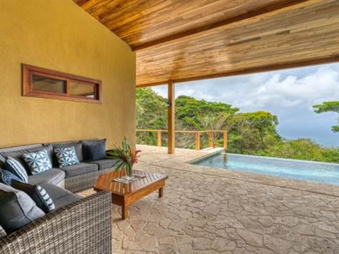 New 4 Bedroom Ocean View in Escalares