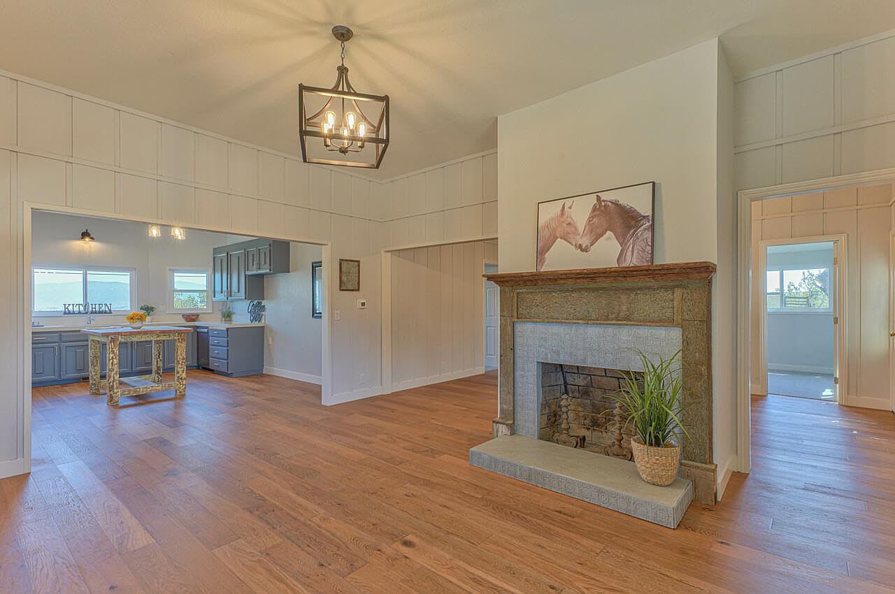520 River Rd