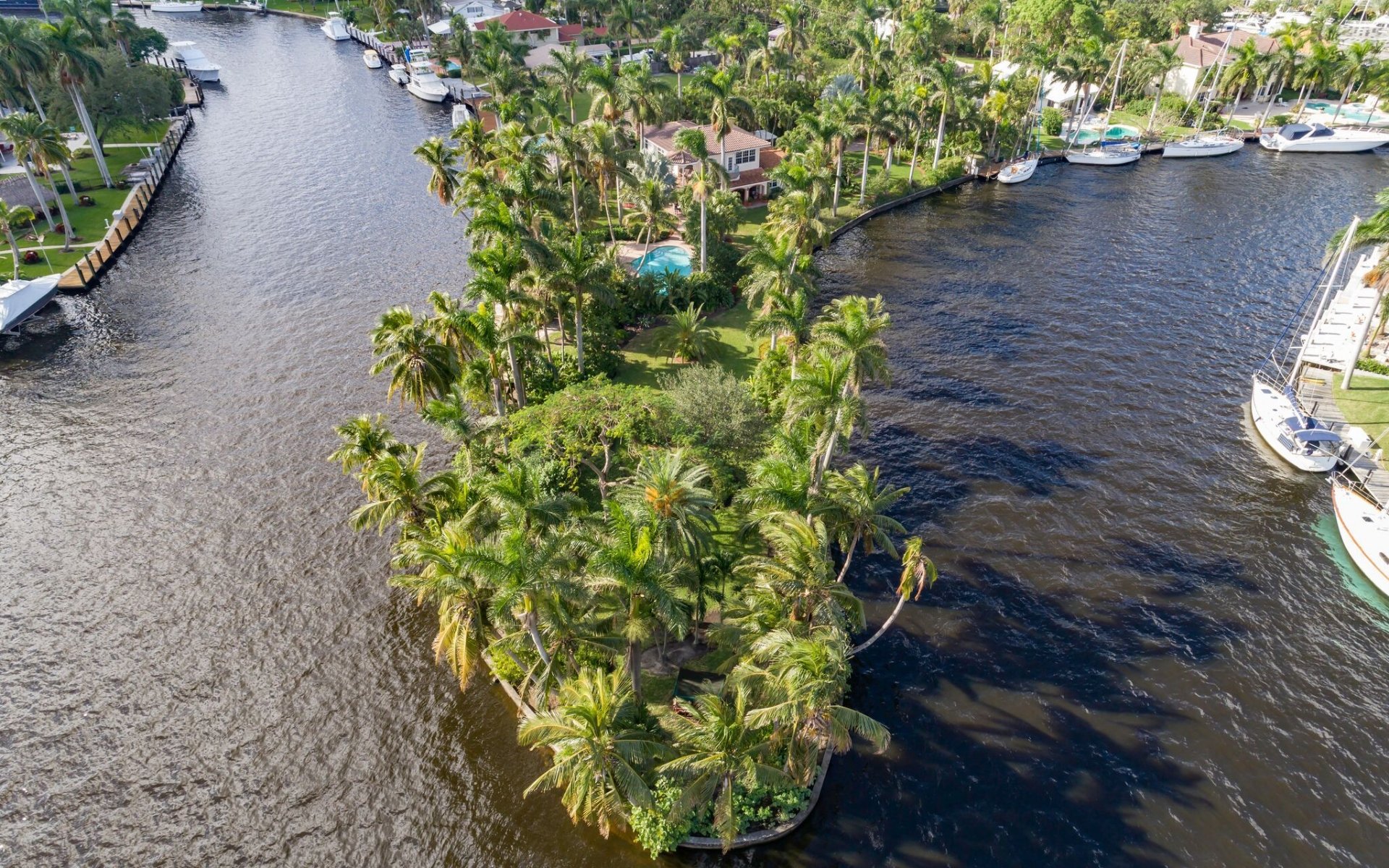 Iconic "Little Florida" Estate Closes for $2.05 Million