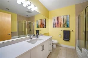 104-300 Waterfront Cres
