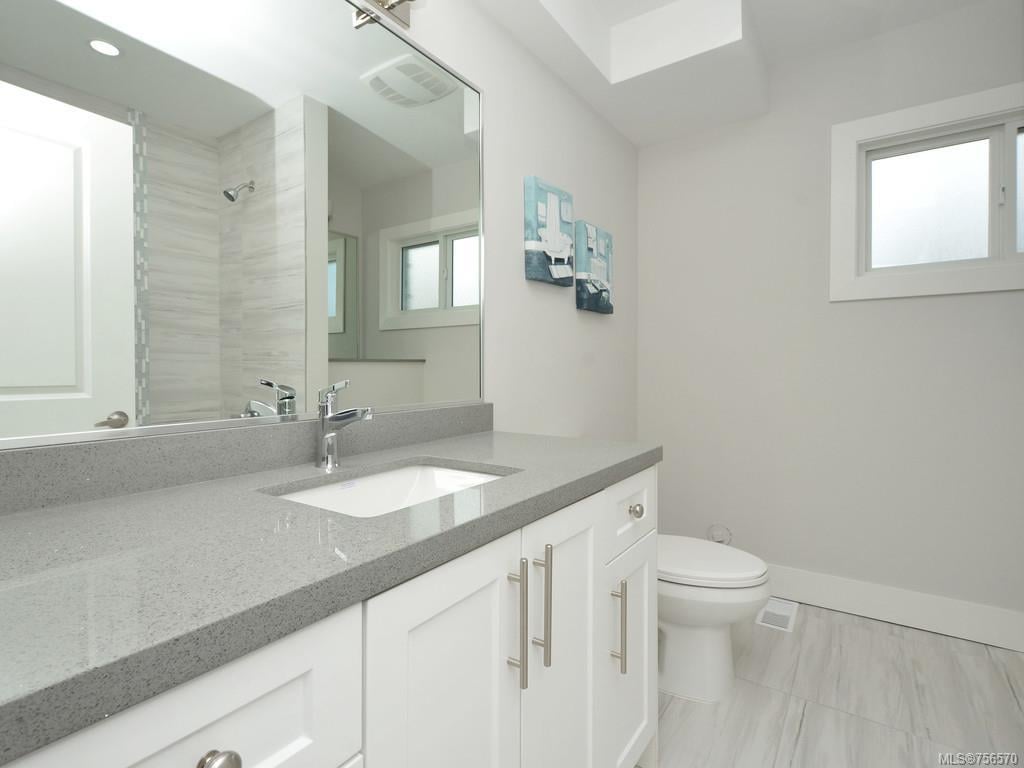 1212 Pearce Cres