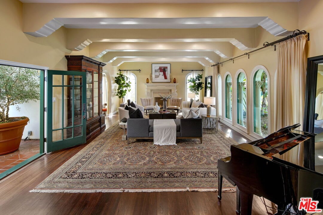 Estate Eminence