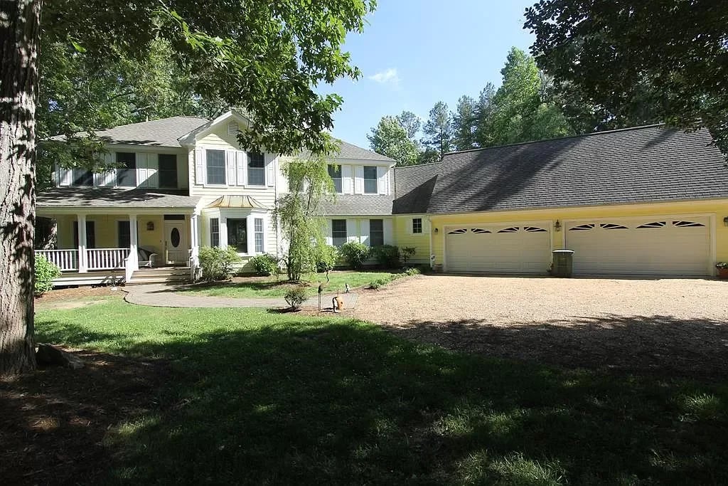 77 Eagle Point Rd