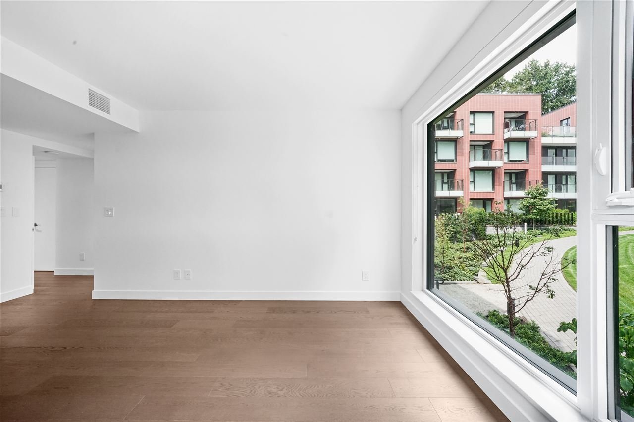 203-7128 Adera St