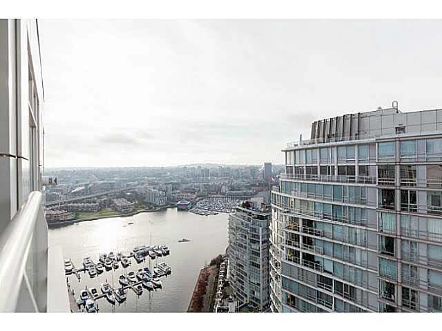 3607-1199 Marinaside Cres