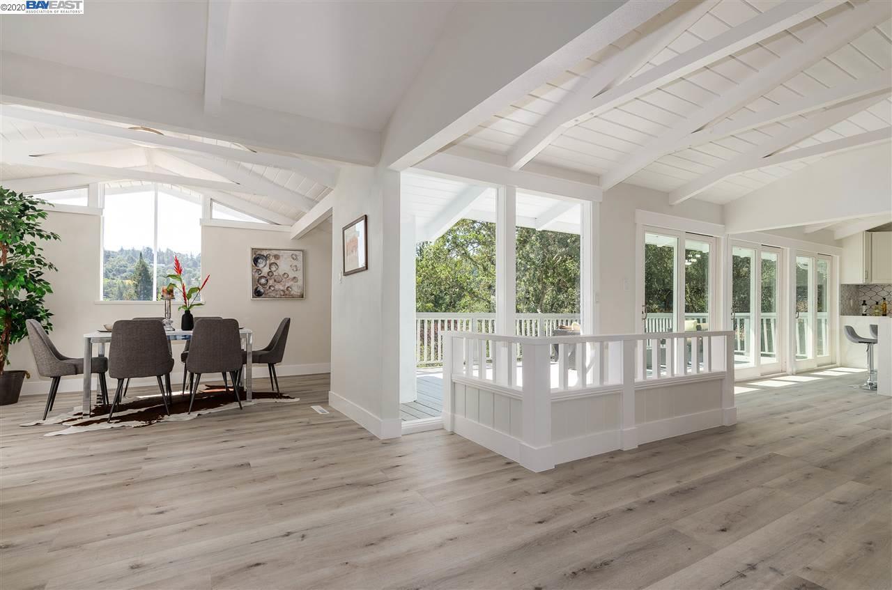 6 Saint James Ct, Orinda 