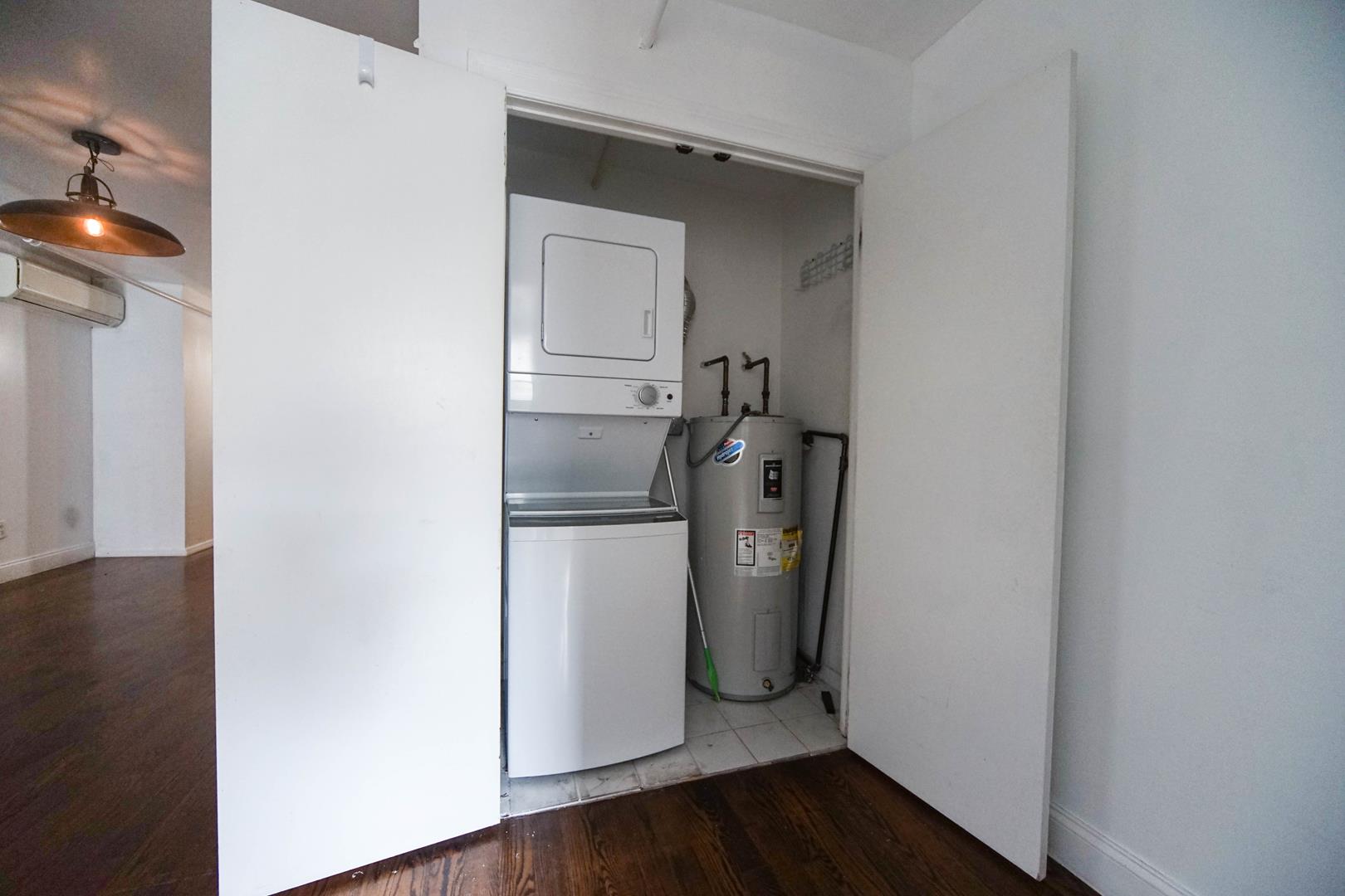147 Grand Street, Apt 3-E
