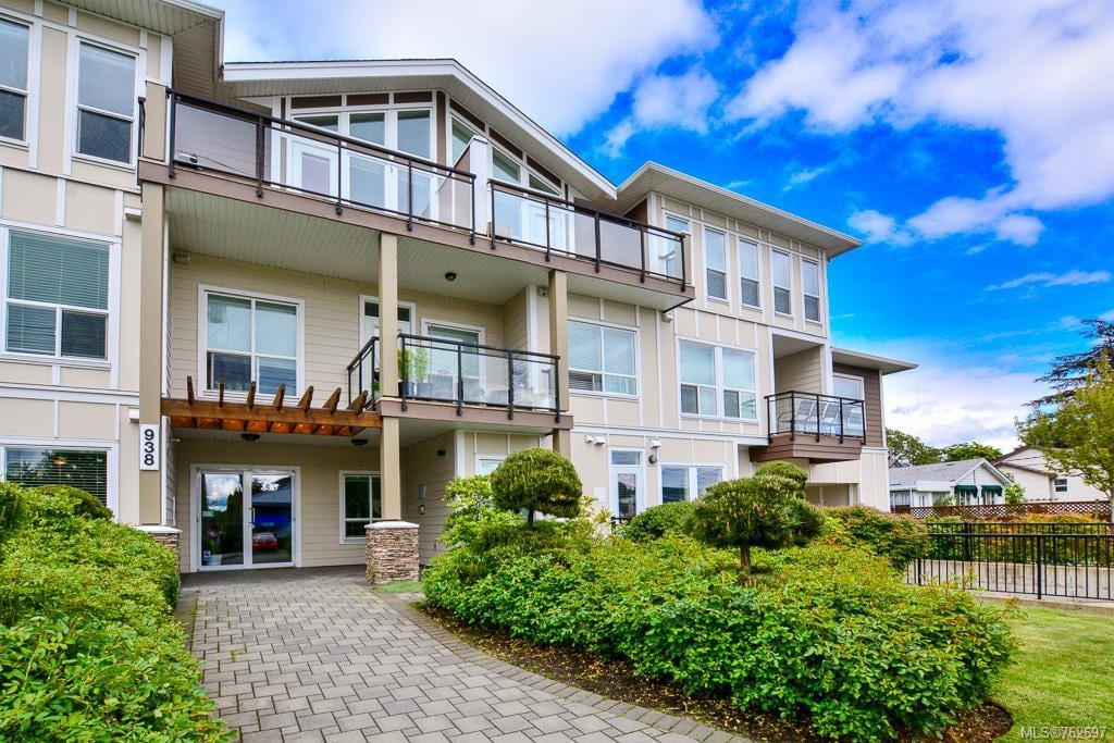 210-938 Dunford Ave