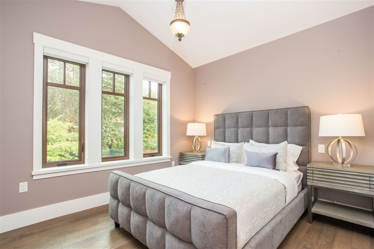 3334 W 39th Avenue, Vancouver