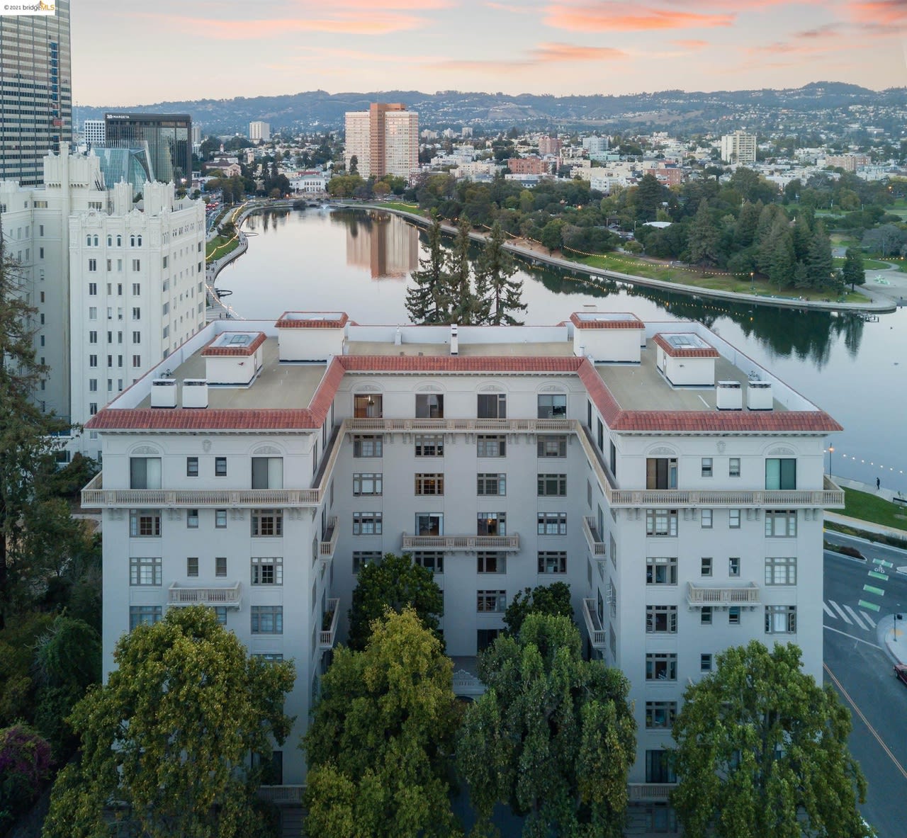 200 Lakeside Dr #505