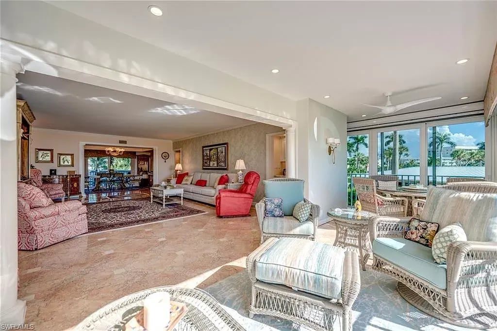 2901 GULF SHORE BLVD N #101