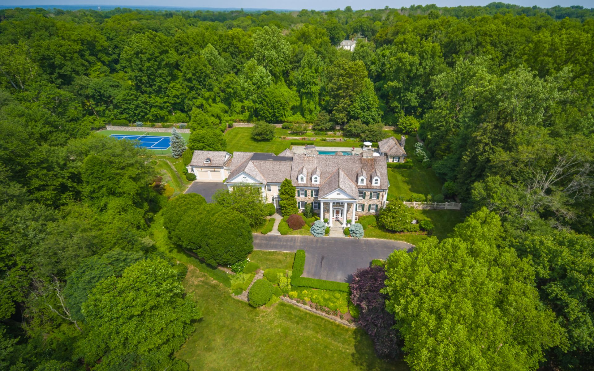 96 Laurel Brook Lane