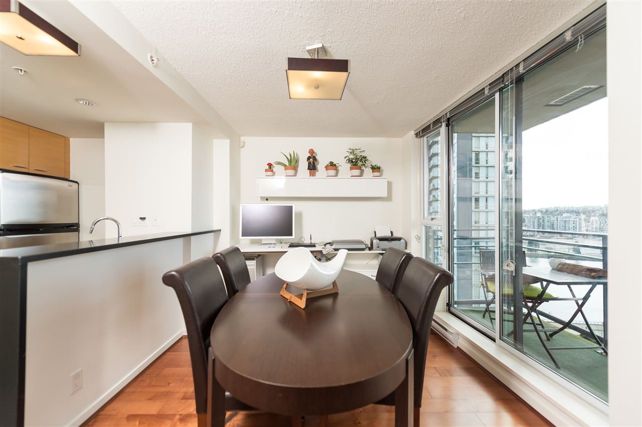 1805-33 Smithe Street, Vancouver