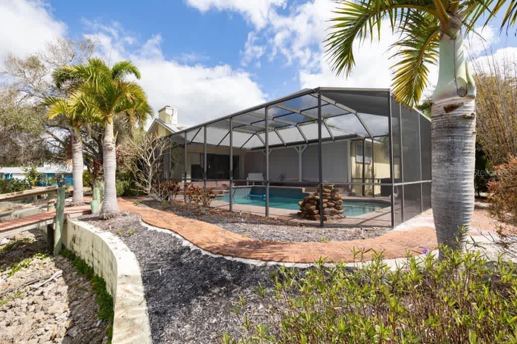 2287 Bayshore Rd