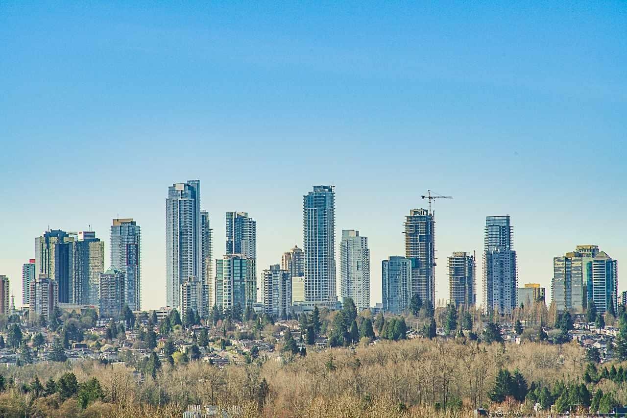 1503-2289 Yukon Crescent, Burnaby