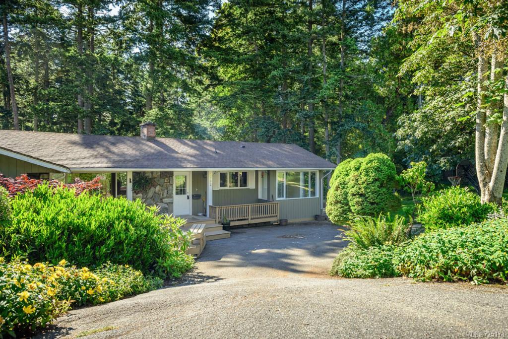 4731 Carloss Pl, Saanich
