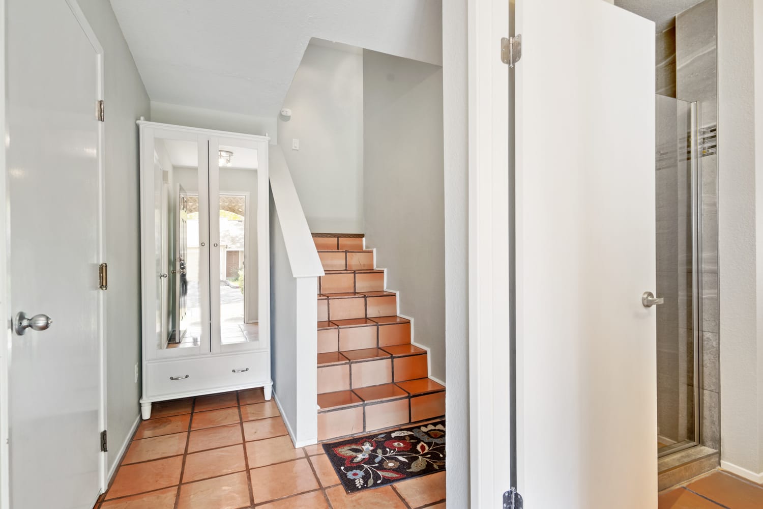 157 Acorn Dr