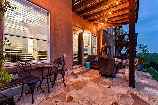 232 Sunrise Ridge Cv