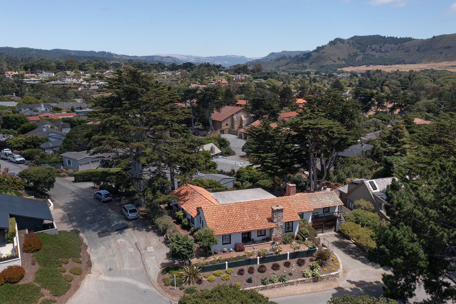 Spacious Carmel Abode - 2900 Franciscan Way