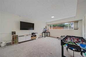 690 Peto Crt