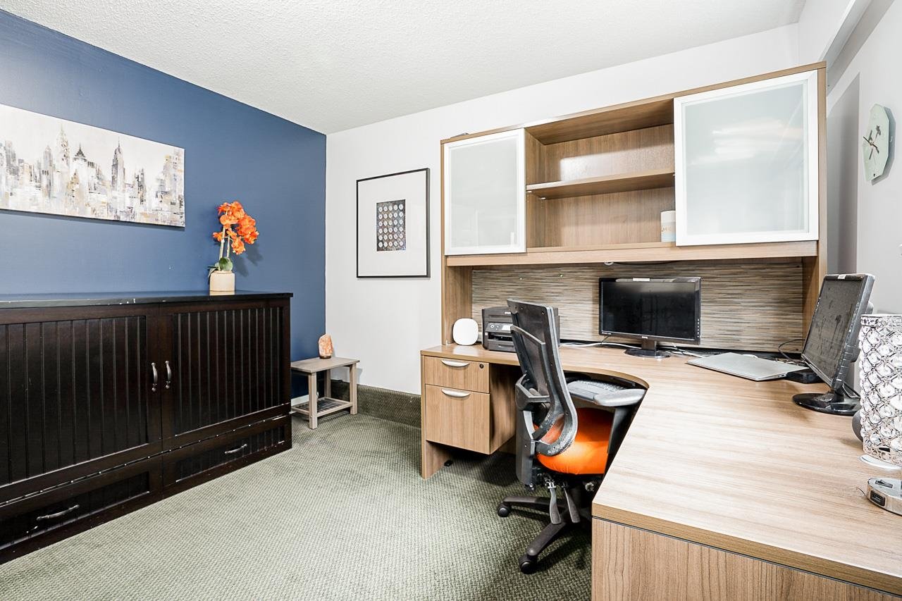 294 W Murphy Dr
