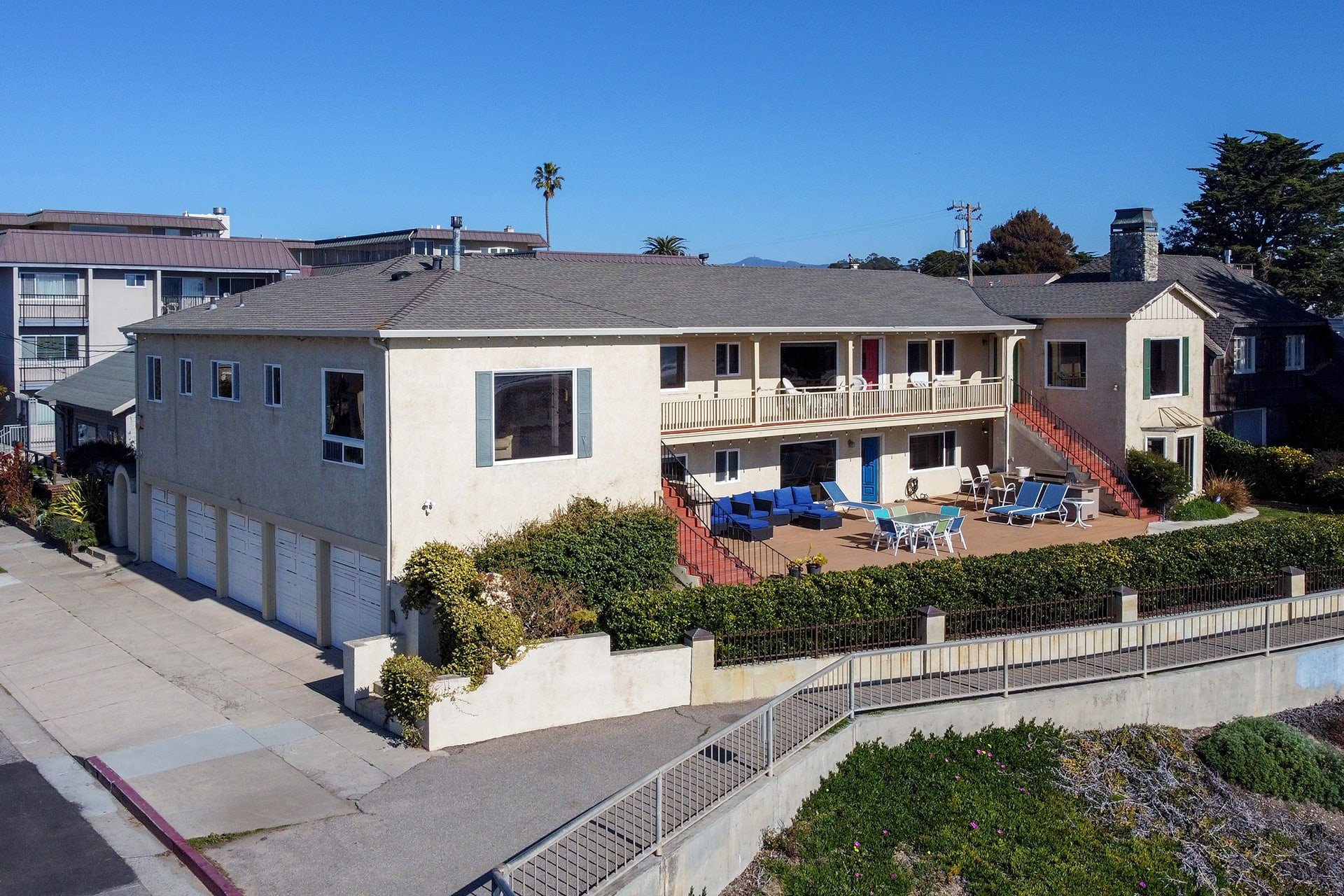 Santa Cruz Beach Living - 1703 E Cliff Dr