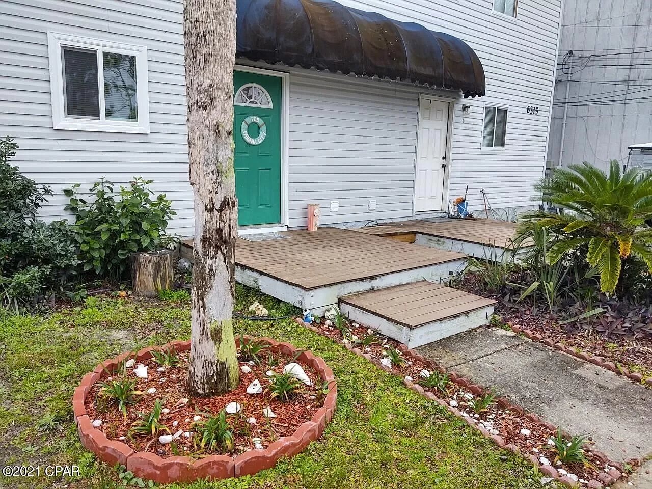 6315 Hilltop Avenue Unit C & D