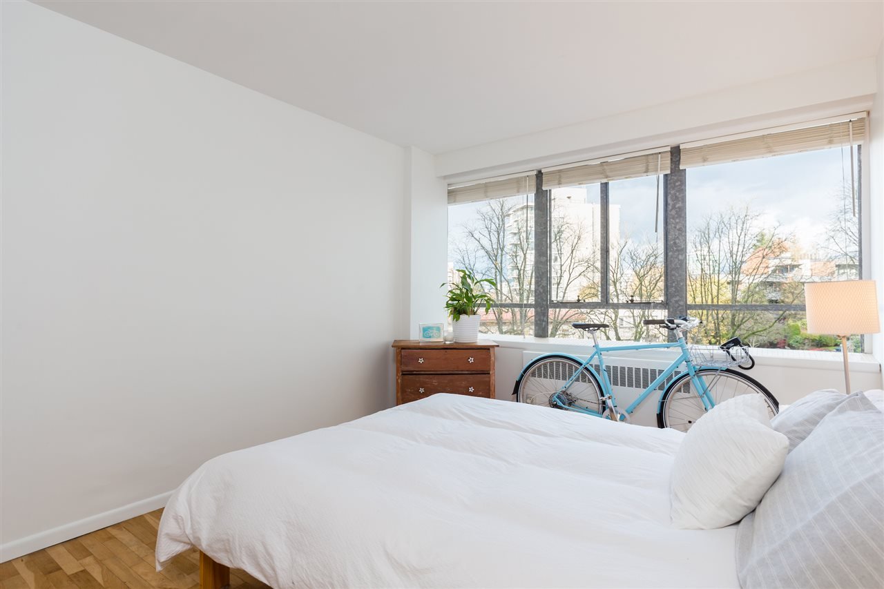 321-1445 Marpole Ave