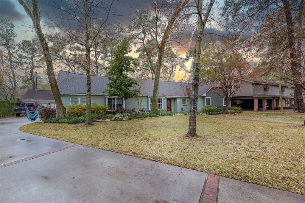 11803 Fidelia Ct